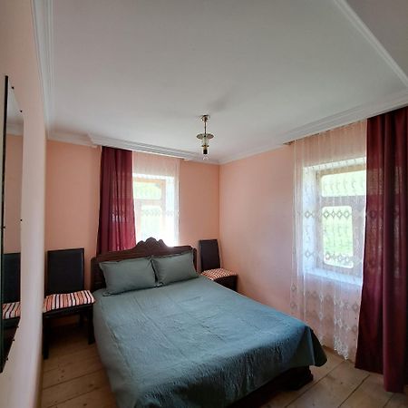 Chvibiani Guesthouse & Bar Ushguli Zewnętrze zdjęcie
