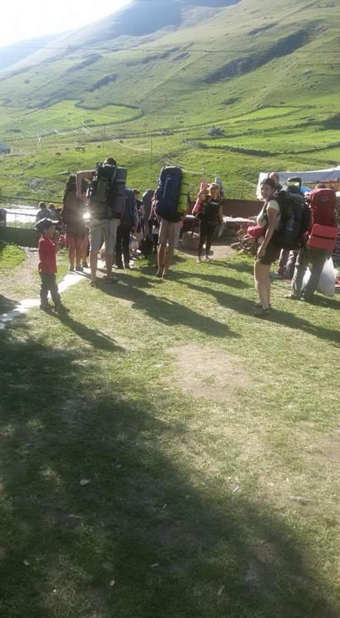 Chvibiani Guesthouse & Bar Ushguli Zewnętrze zdjęcie