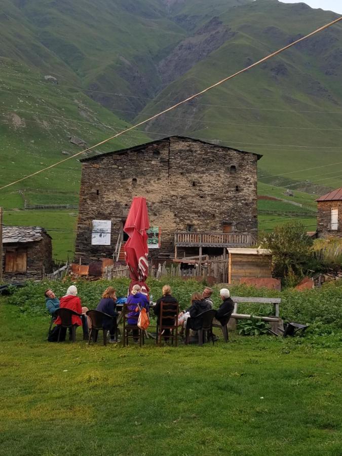 Chvibiani Guesthouse & Bar Ushguli Zewnętrze zdjęcie