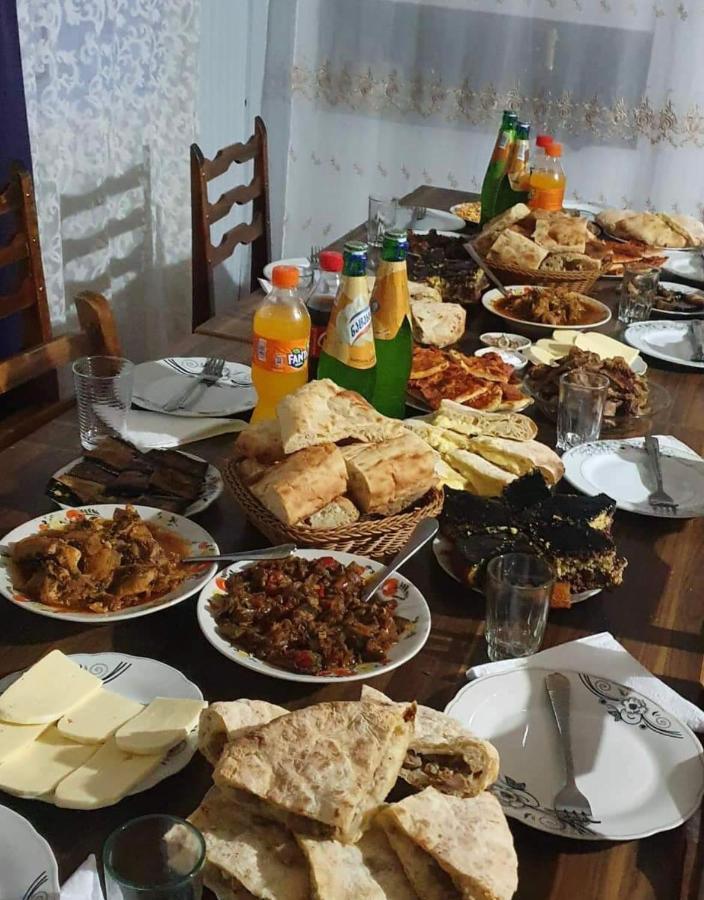 Chvibiani Guesthouse & Bar Ushguli Zewnętrze zdjęcie