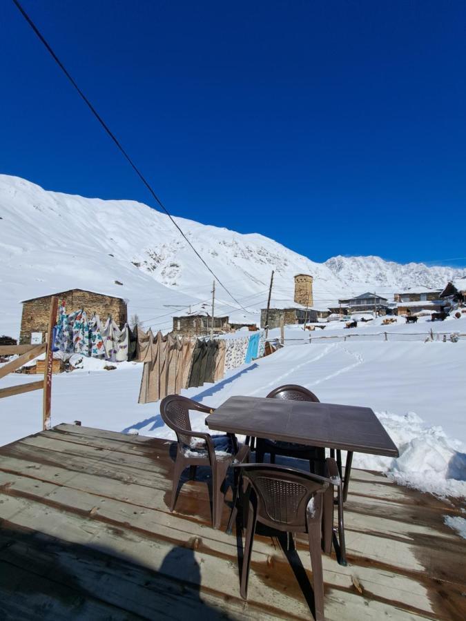 Chvibiani Guesthouse & Bar Ushguli Zewnętrze zdjęcie