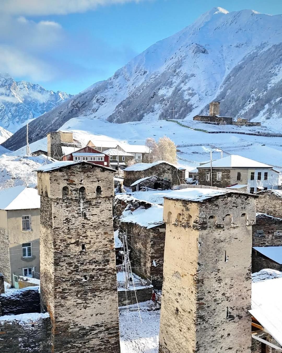 Chvibiani Guesthouse & Bar Ushguli Zewnętrze zdjęcie