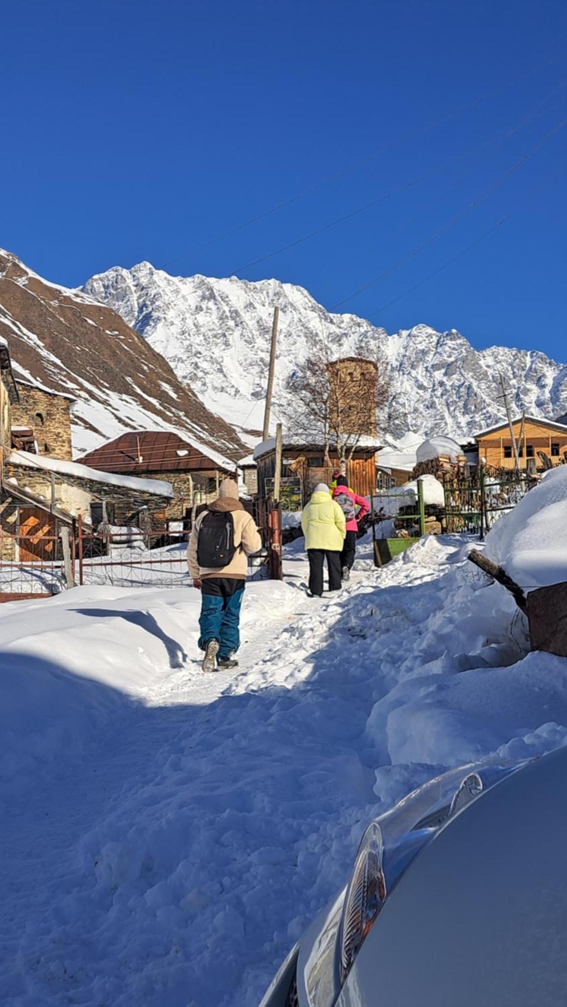 Chvibiani Guesthouse & Bar Ushguli Zewnętrze zdjęcie